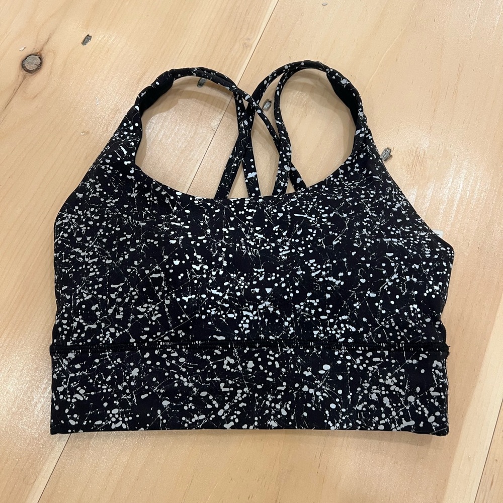 Lululemon Energy Reflective Bra in Crinkle dust reflective.